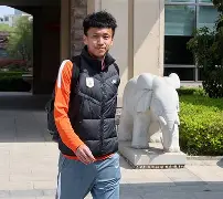 博彩-关于刚刚！风云突变山东泰山今晚远射贴柱今晚浙江队更衣室发声——亚冠节点到来，巴塞罗那转会期防线松动的信息